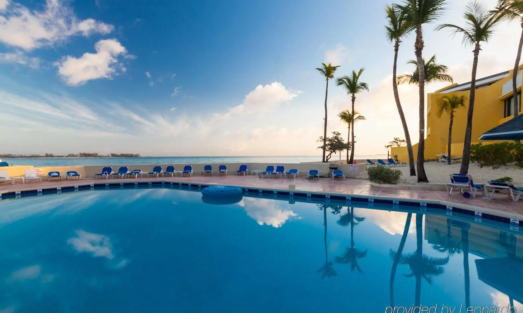 Bluegreen Bluewater Resort At Cable Beach Nasáu