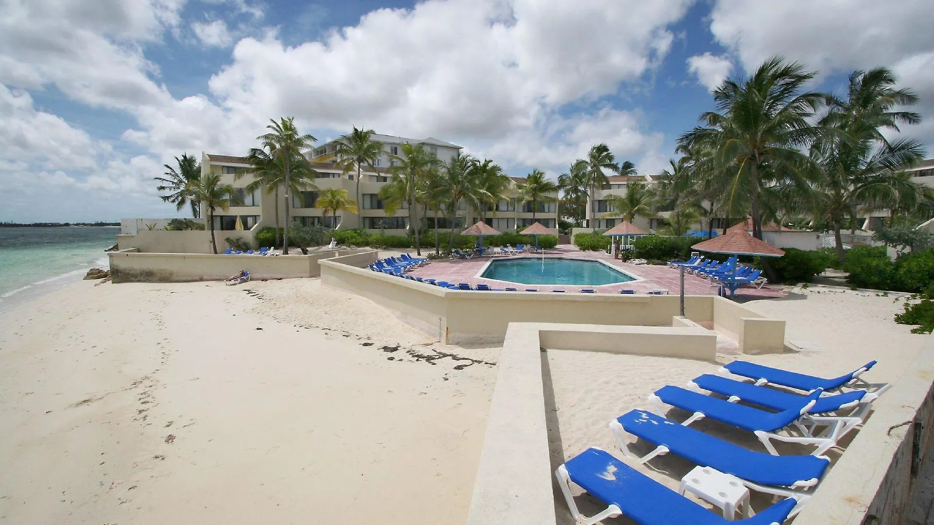 Bluegreen Bluewater Resort At Cable Beach Nassau 3*,