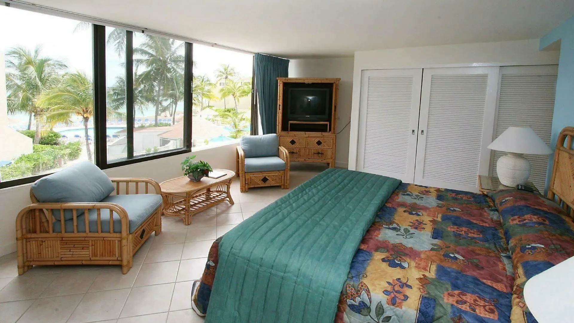 Bluegreen Bluewater Resort At Cable Beach Nassau Bahamas